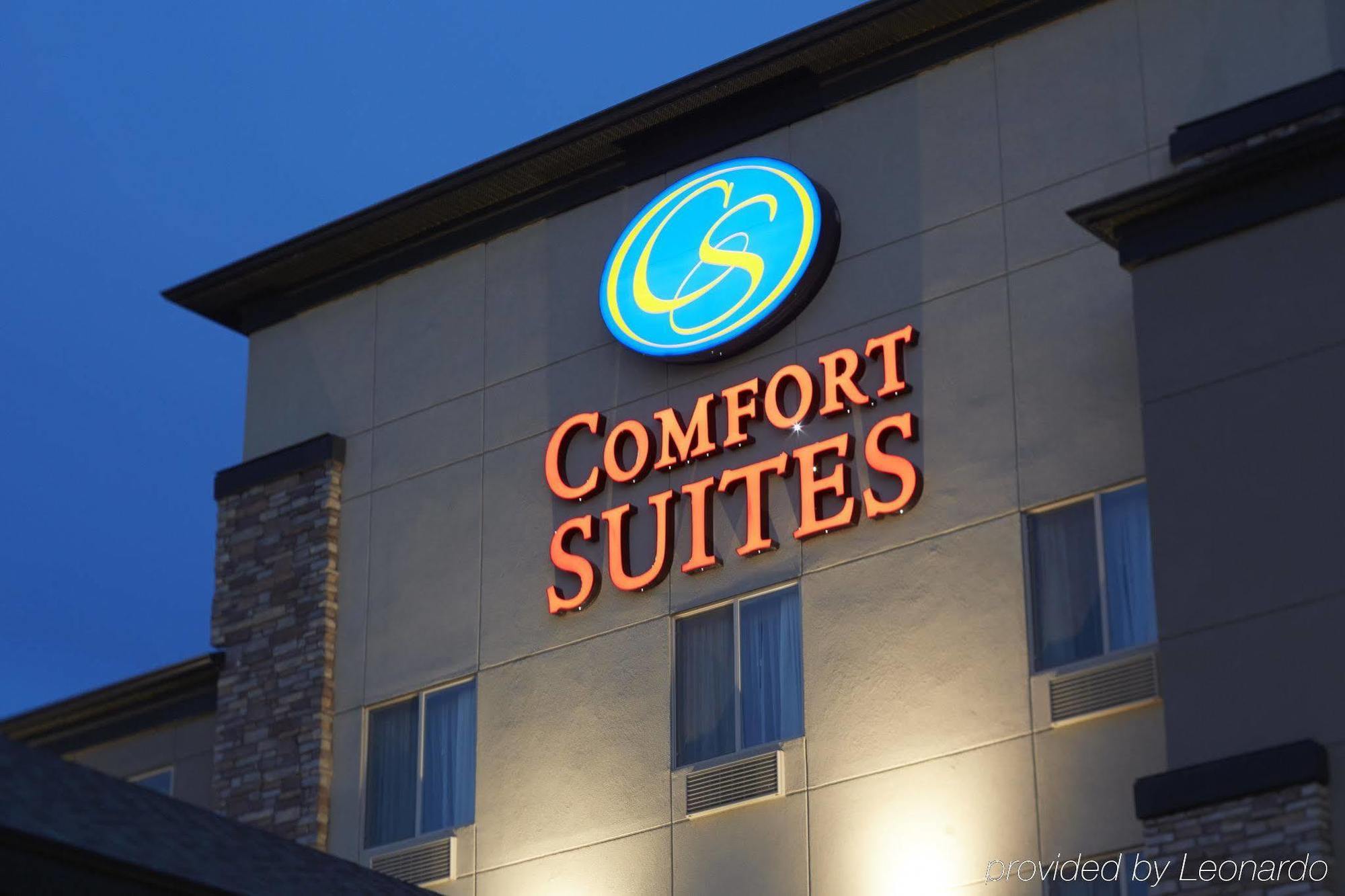 Comfort Suites Саскатун Екстериор снимка
