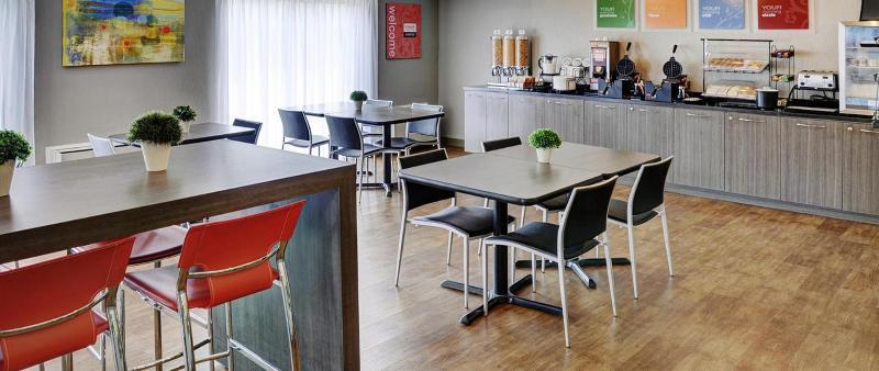 Comfort Suites Саскатун Екстериор снимка