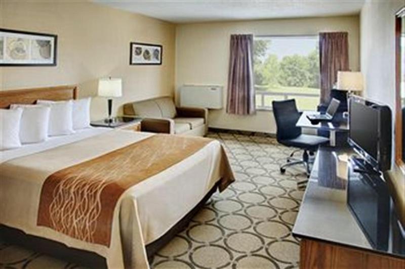 Comfort Suites Саскатун Екстериор снимка